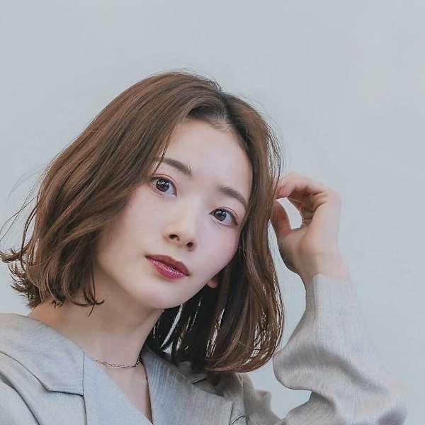 センターパートツヤ髪ニュアンスパーマ小顔似合わせ大人可愛い|ba-boo by beauty:beast Academy沖縄店