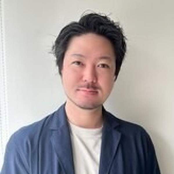 Ash 横浜西口店【アッシュヨコハマニシグチテン】のスタッフ紹介。三原 健一郎