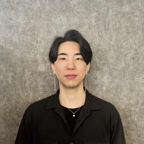 RE:AIL by ECLART 大宮駅西口店【レイルバイエクラート】のスタッフ紹介。浦内 俊也