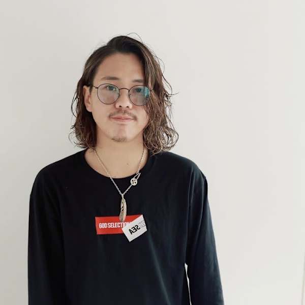 CLOE by LUVISM 横越店【クロエバイラヴィズム ヨコゴシテン】のスタッフ紹介。山田 純平
