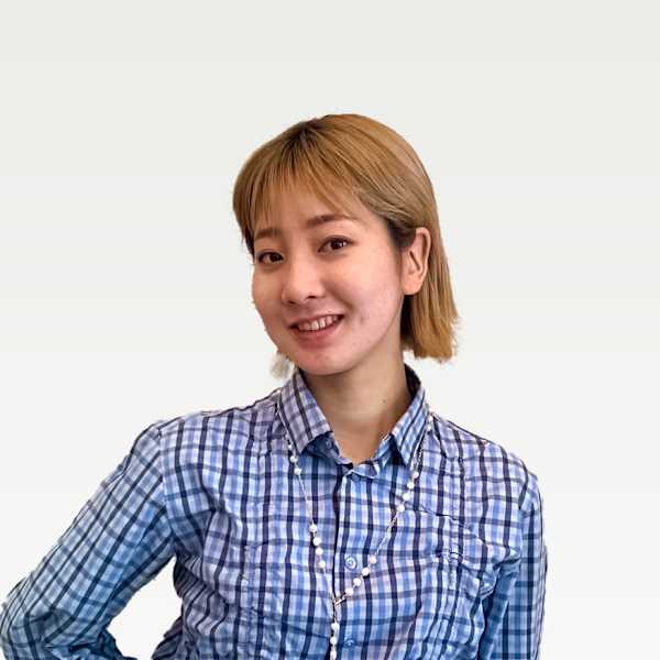 ELLYLONDON 三宮Part2店【エリーロンドン サンノミヤパートツー】のスタッフ紹介。山口 春奈