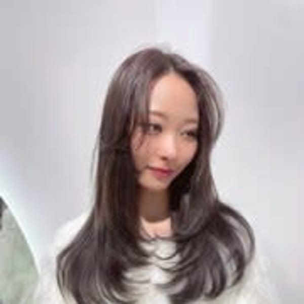 韓国レイヤー/髪質改善/美髪/上品レイヤー/グレージュ