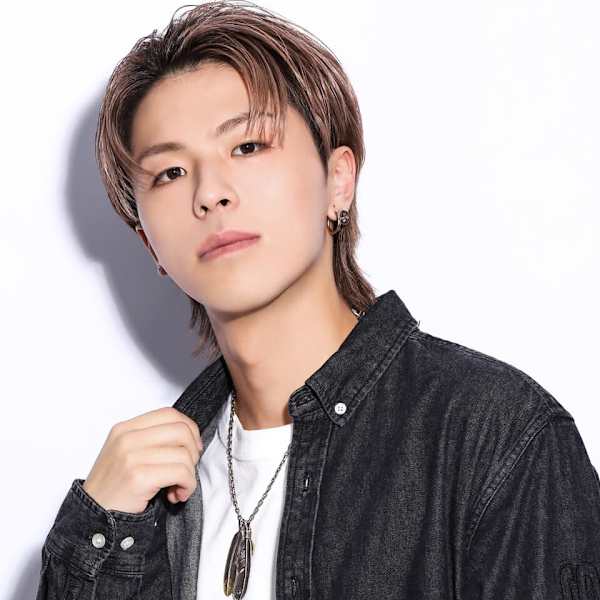 confidence-MEN’S HAIR-新宿3rd【コンフィデンスメンズヘアー シンジュクサード】のスタッフ紹介。笠原 レオ