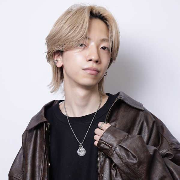 confidence-MEN’S HAIR-新宿3rd【コンフィデンスメンズヘアー シンジュクサード】のスタッフ紹介。福島 千颯