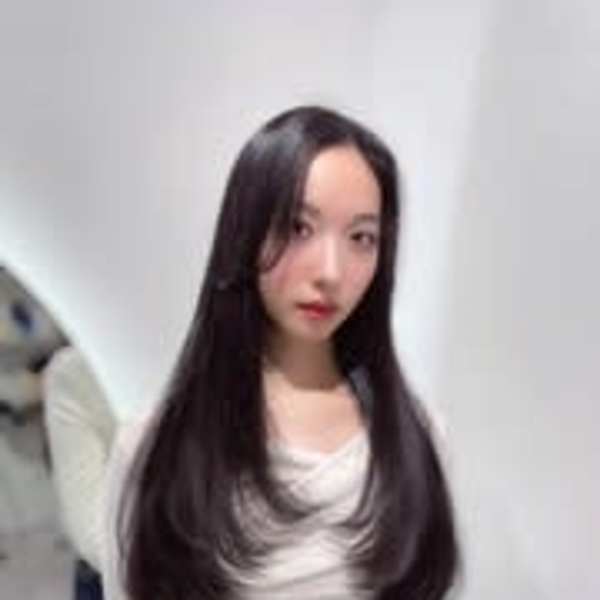 シンプルだけど美しい 極上の艶ロング 髪質改善/酸熱Tr