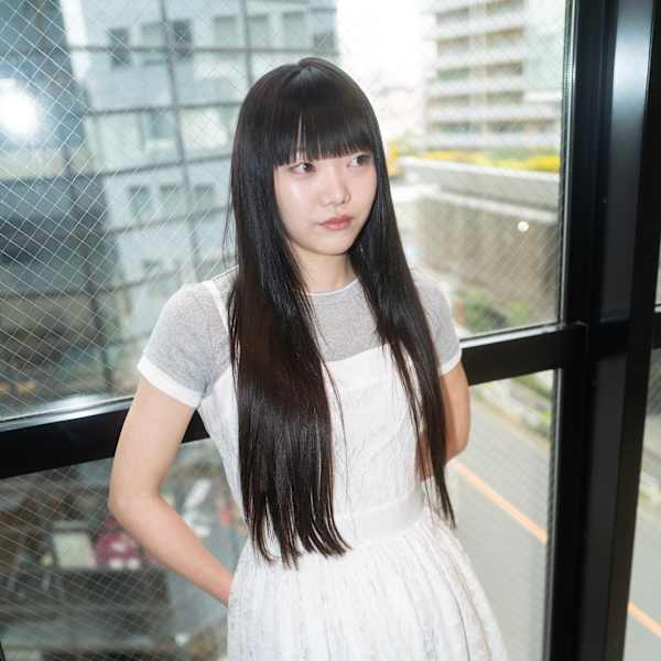 NERO HAIRSALON NAVY【ネロ ヘアサロン ネイビー】のスタッフ紹介。近藤 真帆