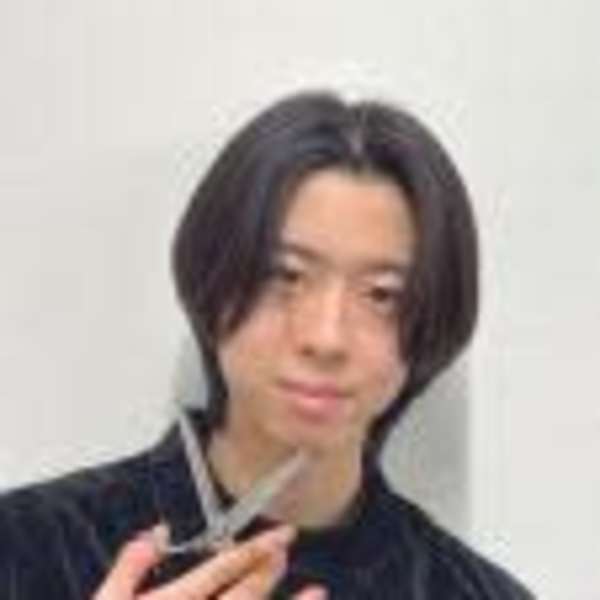 fifth.one 町田 メンズサロン【フィフス ワン マチダ メンズサロン】のスタッフ紹介。水澤直樹