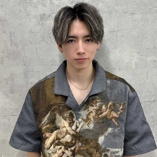 limit by Afinar 大宮店【リミット バイ アフィナー オオミヤテン】のスタッフ紹介。TAKUYA