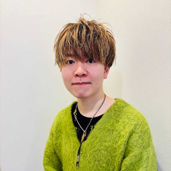 LUMIE 中野島【ルミエ ナカノシマ】のスタッフ紹介。磯 佑太朗