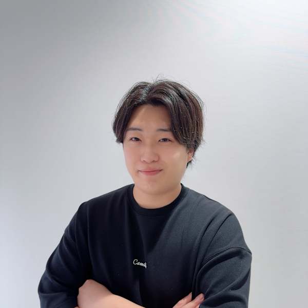 HAIR & MAKE EARTH 高田馬場店【ヘアメイクアース タカダノババテン】のスタッフ紹介。藤田 友輝