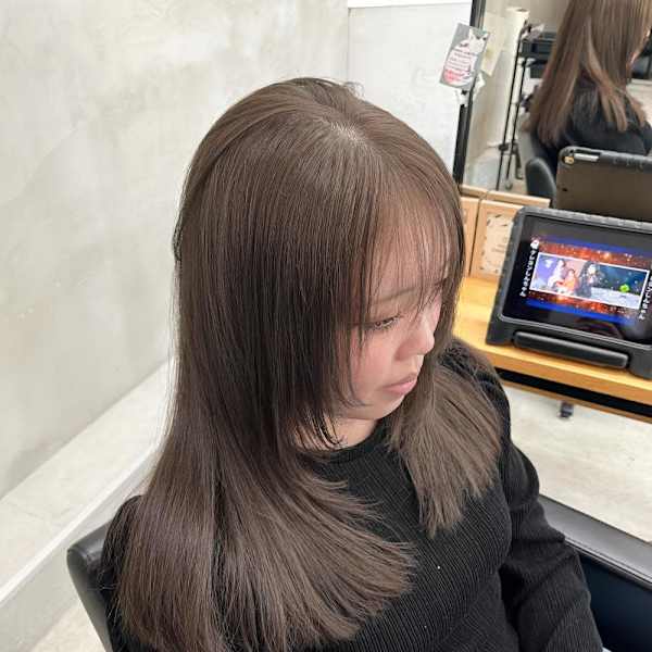 オリーブベージュ ブリーチを使わないWカラー