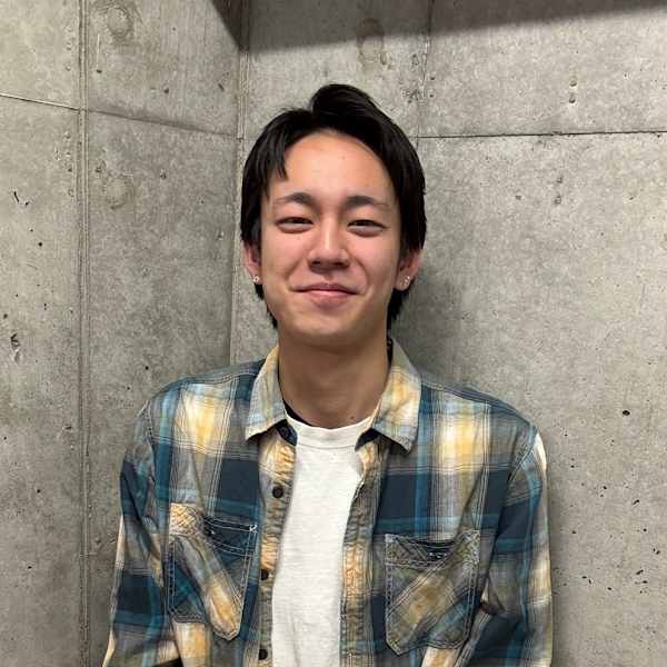 STYLE Smart Salon【スタイルスマートサロン】のスタッフ紹介。飯野 友喜