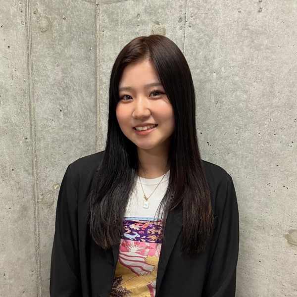 STYLE Smart Salon【スタイルスマートサロン】のスタッフ紹介。小林 美穂