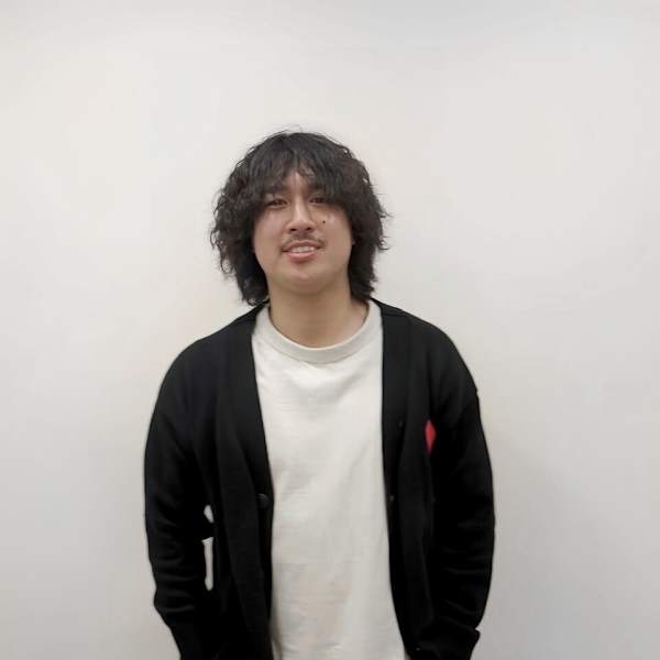 Ammy komazawa【アミー コマザワ】のスタッフ紹介。藤原 駿