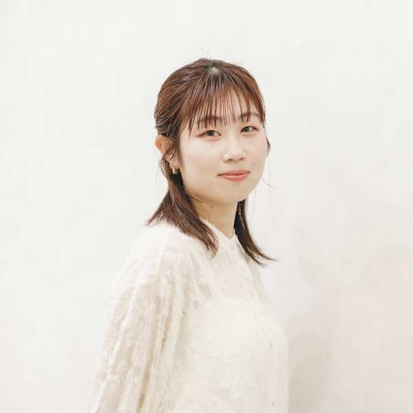 S.BROOM天王寺店【エスドットブルームテンノウジテン】のスタッフ紹介。ayaka