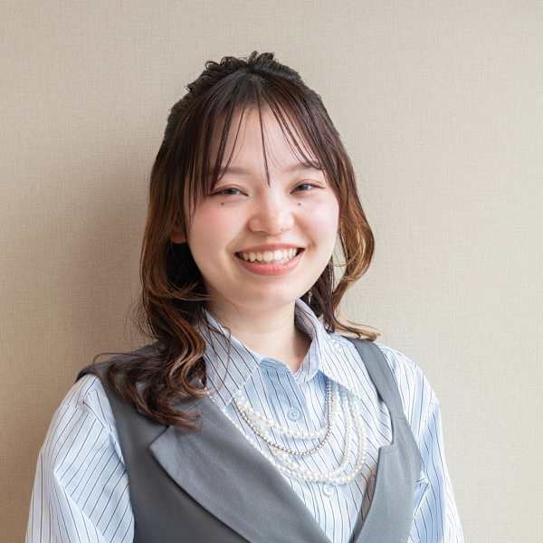 THREELAND【スリーランド】のスタッフ紹介。山保 美月/@threeland_mizuki