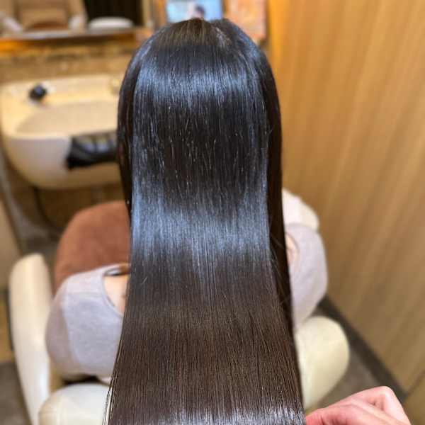 オイルカラーで極限までダメージレスカラー|髪質改善×白髪染め R de Beaute