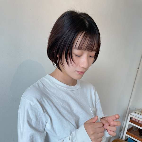 ショートボブ × フェイスレイヤー