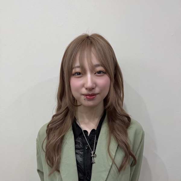 Ammy【アミー】のスタッフ紹介。八木柚凪