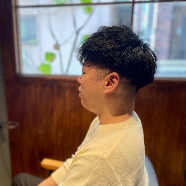 ソフトパーマ×ツーブロックフェード|&WORKS 2nd