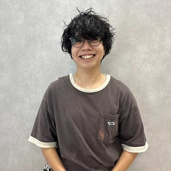 kotona hair&eyelash 竹ノ塚【コトナヘアーアンドアイラッシュタケノツカ】のスタッフ紹介。西田 壮汰
