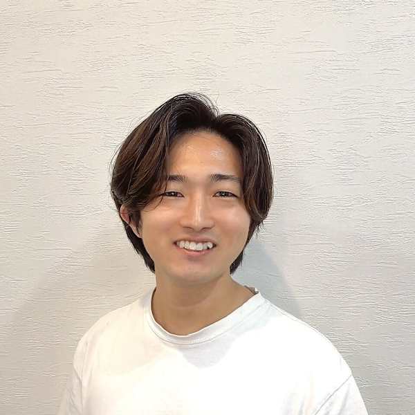 髪質改善 個室サロン LUNAS 福岡天神【4月上旬NEW OPEN(予定)】【カミシツカイゼン コシツサロン ルナス フクオカテンジン】のスタッフ紹介。松尾 幸樹