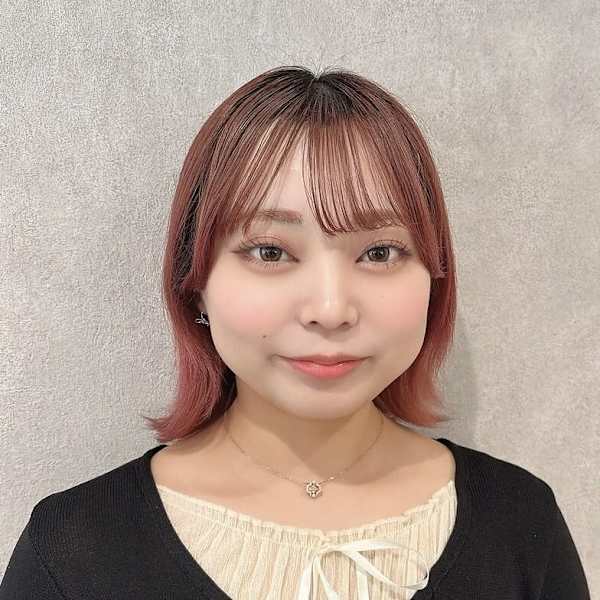 LUCK 本厚木【ラックホンアツギ】のスタッフ紹介。成川 亜実