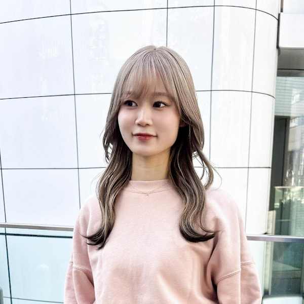 Lolonois 梅田【ロロネー　ウメダ】のスタッフ紹介。豊吉　愛