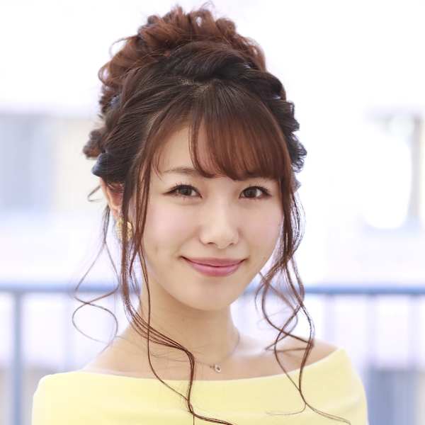 【愛され編み込みギブソンタック】