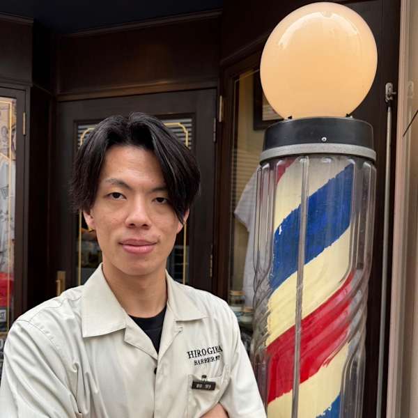ヒロ銀座BARBER SHOP 大宮店【ヒロギンザバーバーショップオオミヤテン】のスタッフ紹介。餘野 翔舞