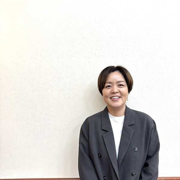 CLOE by LUVISM 横越店【クロエバイラヴィズム ヨコゴシテン】のスタッフ紹介。本間 亜紀子