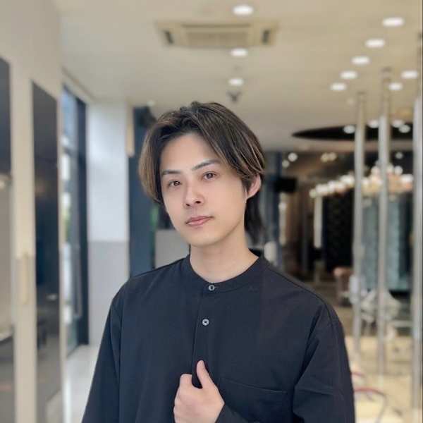 EARTH coiffure beaut? 高岡店【アース コアフュールボーテ タカオカテン】のスタッフ紹介。吉田伸治