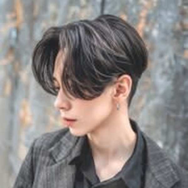 韓国フェザーパーマニュアンスパーマセンターパートショート|Euphoria 新宿通り【ユーフォリア シンジュクトオリ】