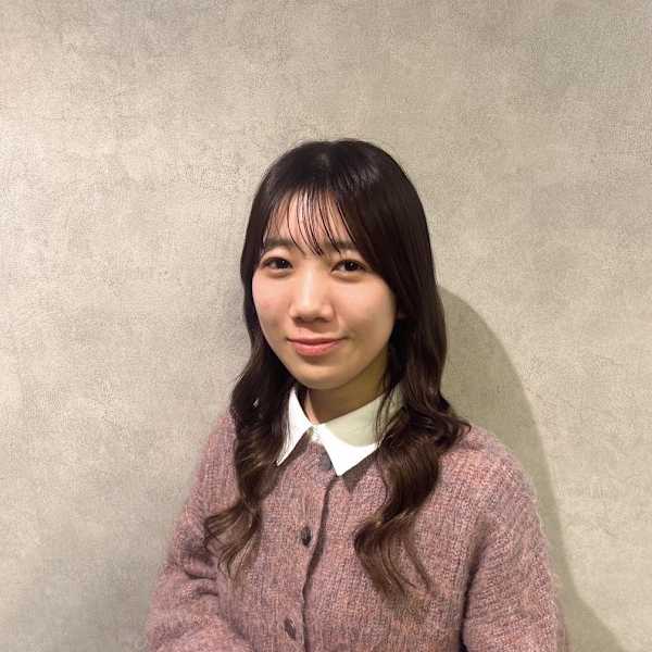 miu by KENJE【ミューバイケンジ】のスタッフ紹介。有野 ひかり