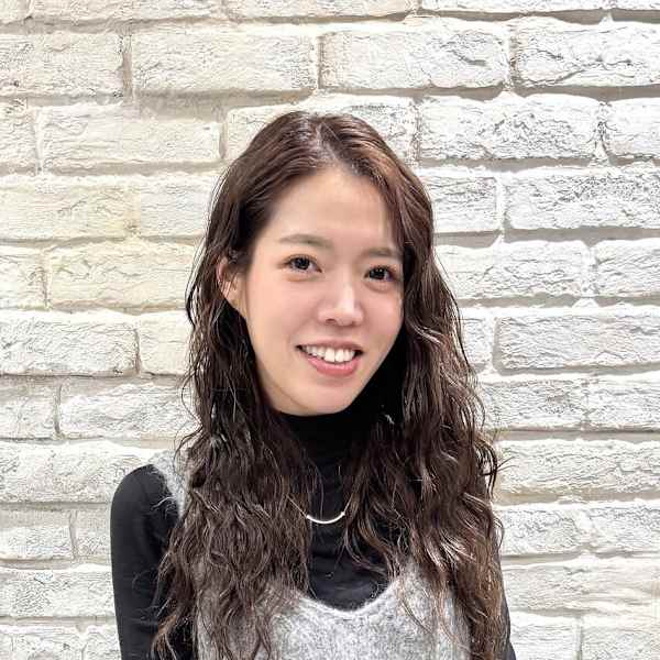 Totia 梅田【トティアウメダ】のスタッフ紹介。山口 真実