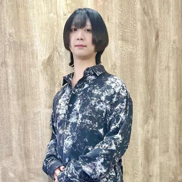 Peg hair camp【半個室プライベートサロン】【ペグ ヘアー キャンプ】のスタッフ紹介。SHOTA【中野】