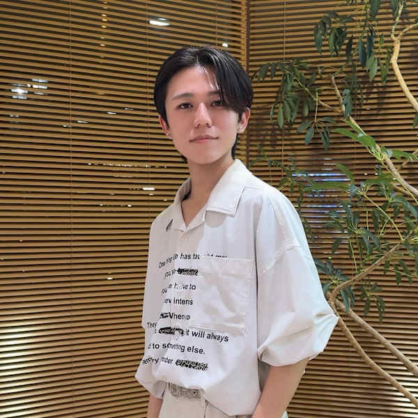 Ash 横浜瀬谷店【アッシュヨコハマセヤテン】のスタッフ紹介。神谷 仁