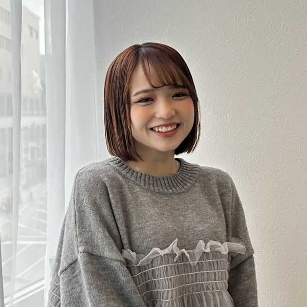 全席個室美容室 Zina 熊本 髪質改善&トリートメント【ジーナクマモト カミシツカイゼンアンドトリートメント】のスタッフ紹介。モモカ