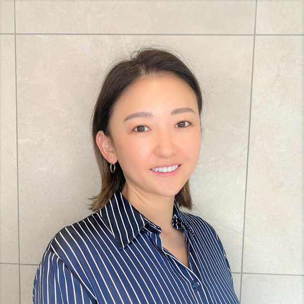 SPADIC 大阪梅田店【スペイディック オオサカウメダテン】のスタッフ紹介。山下 香織
