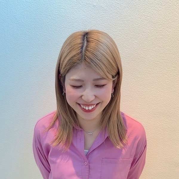 hair and spa palm【ヘアーアンドスパ パーム】のスタッフ紹介。沼野 朱美