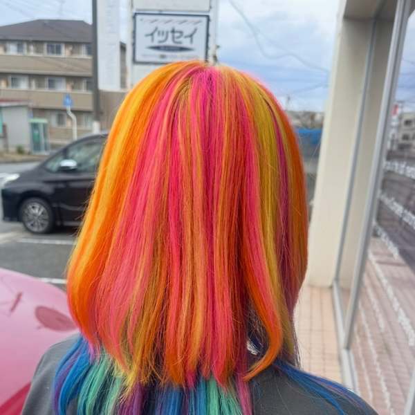 人とは被りたくない人へ!虹色カラー🌈