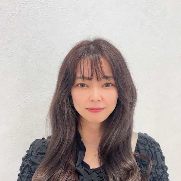 HAIR & MAKE EARTH 岡崎店【ヘアメイクアース オカザキテン】のスタッフ紹介。山田 優実