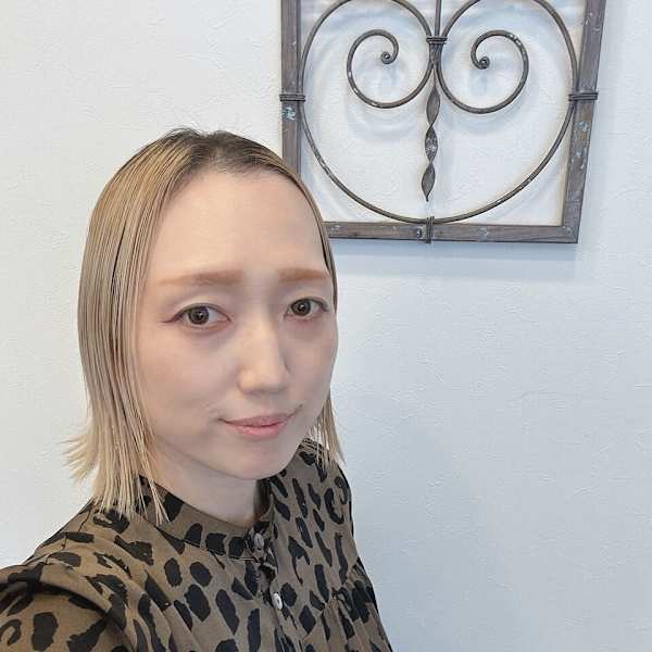 hair grace Lehua【ヘアグレースレフア】【ヘアグレースレフア】のスタッフ紹介。森本 香織