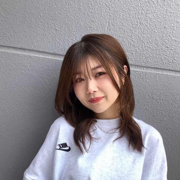 Farbe【ファルベ】のスタッフ紹介。鈴木 あやね