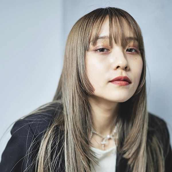 レイヤーロング/顔まわりレイヤー/透明感ベージュ/髪質改善