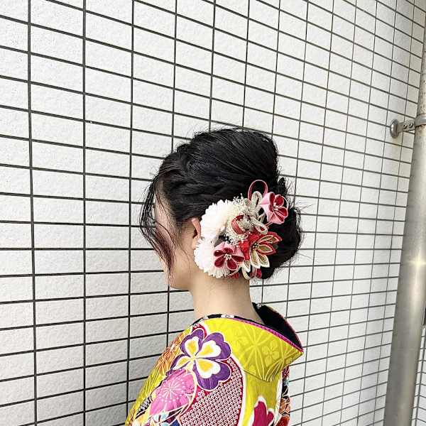 袴ヘア