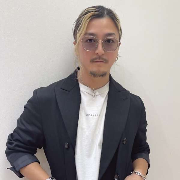 unique UMEDA【ユニックウメダ】のスタッフ紹介。山口 修平