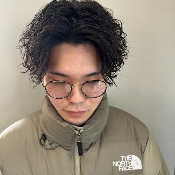 センターパートツイストスパイラル
