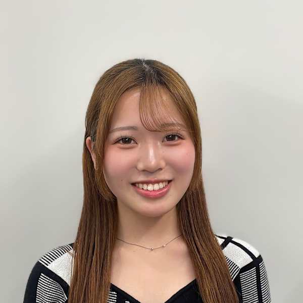 Umi【ウミ】のスタッフ紹介。今里 美穂