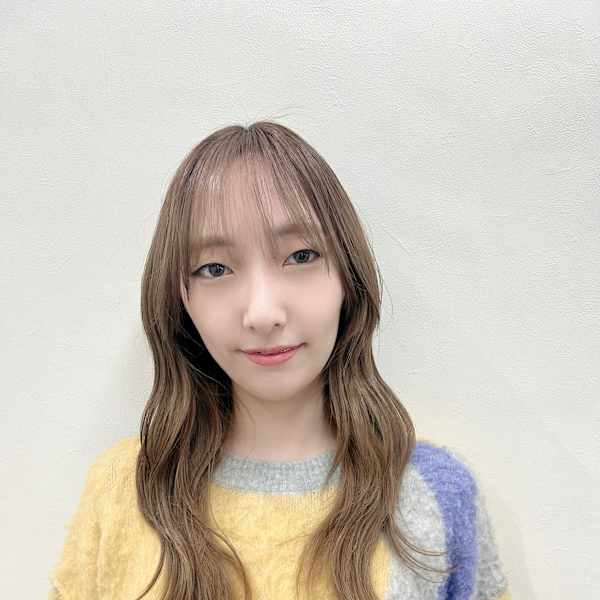 miel hair新宿 ケアブリーチ 髪質改善 スパ【ミエルヘアー ケアブリーチ カミシツカイゼン スパ】のスタッフ紹介。【mielhair新宿】津田優奈